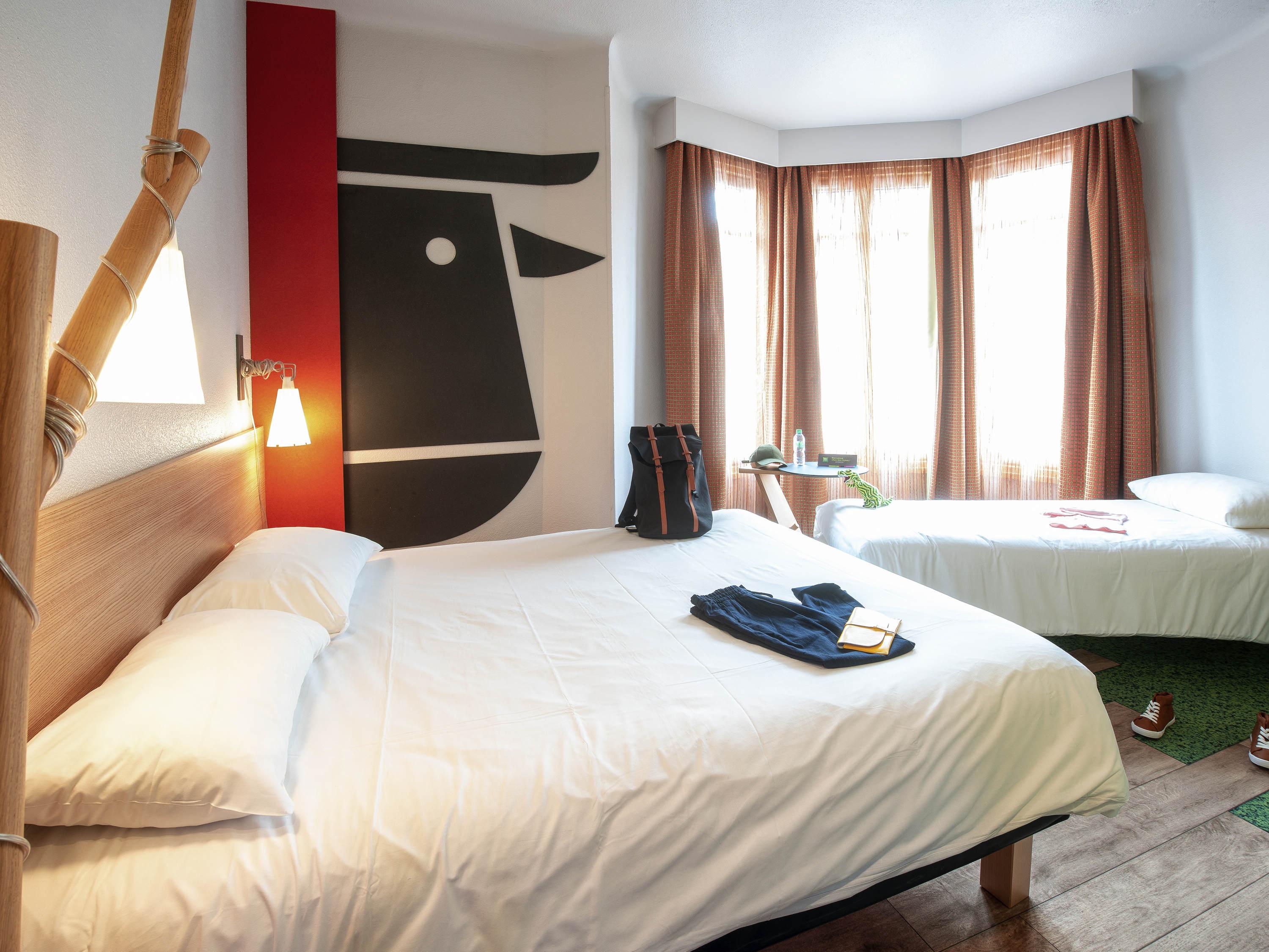 Ibis Styles Moulins Centre Hotel Bagian luar foto